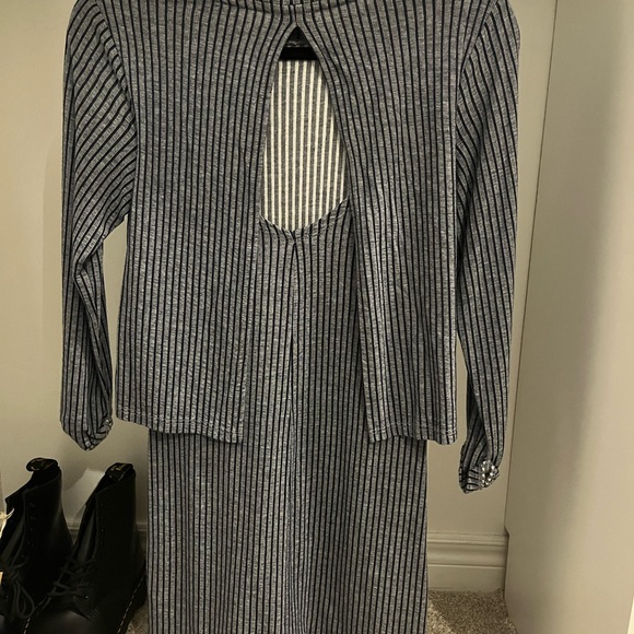 Top shop dress in the size UK6 US2 - Picture 2 of 2